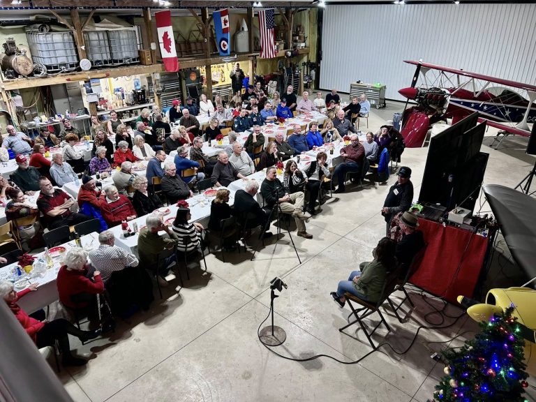 The Two Cultures of Aviation Community